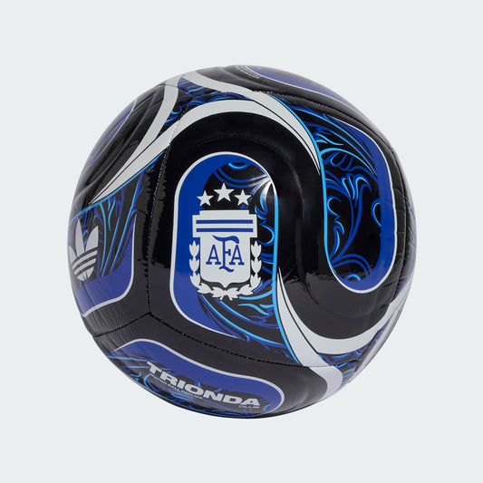 Ballon WORLD CUP 2026 AFA ARGENTINA CLUB - Adidas noir et bleu avec logo AFA, vue rapprochée sur le motif.