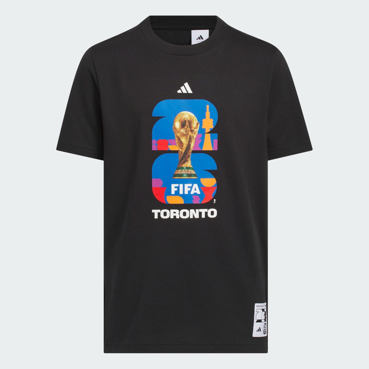 T-Shirt FIFA World Cup 26 Host City Toronto - Adidas noir en coton, logo coloré FIFA et Toronto, vue de face.