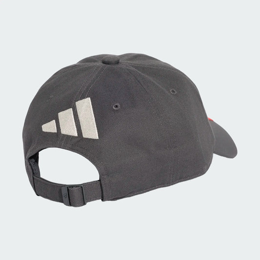 Casquette AUDI REVOLUT F1 TEAM - Adidas grise en coton, vue de dos avec fermeture ajustable et logo blanc brodé