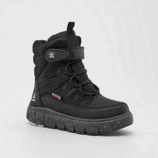 Bottes d'hiver Seeker - Kamik noires pour enfant, style mi-hauteur avec fermeture velcro et semelle antidérapante, vue de profil.