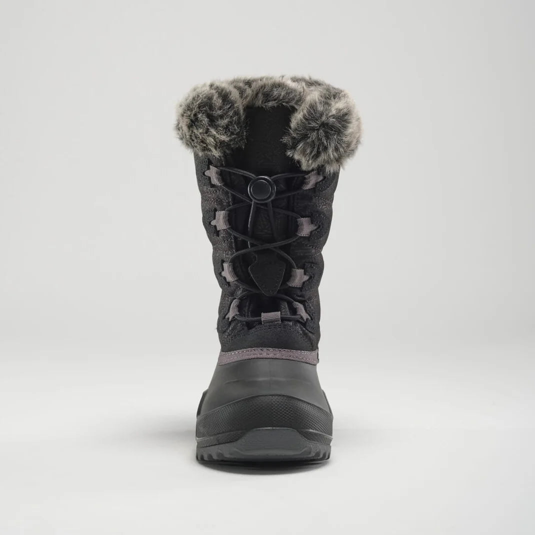 Bottes d'hiver - Kamik noires avec col en fausse fourrure grise, fermeture à lacets élastiques, en matériau imperméable, vue de face.
