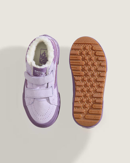 Bottillons Mi-Saison Sk8-Mid Reissue Insulat - Vans en toile lilas avec doublure fourrure blanche, semelle caoutchouc marron, vue dessus et dessous, pour enfant.