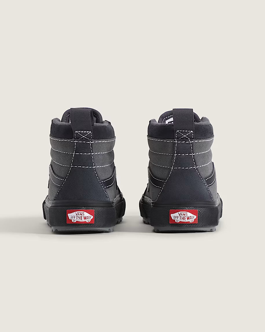 Bottilons Mi-Saison Sk8-Hi Isolé - Vans noirs montants avec coutures contrastées et semelles en caoutchouc vue de dos