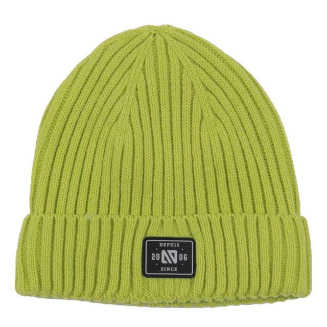 Tuque d'hiver - Nanö en tricot côtelé vert clair avec revers et étiquette noire, vue de face.