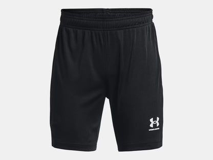 Short UA Challenger Core - Under Armour noir en tissu léger et doux, taille élastique avec cordon, vue de face