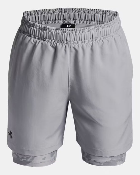 Short 2-en-1 UA Tech™ Wove - Under Armour gris clair à short intérieur camouflage, vue de face, tissu tissé léger homme.