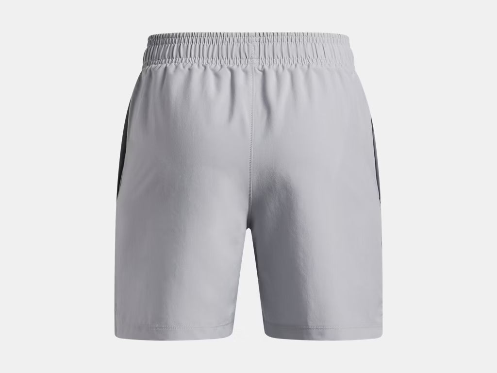 Short 2-en-1 UA Tech™ Wove - Under Armour gris clair avec short intégré noir, vue de dos, tissu tissé léger homme adulte.