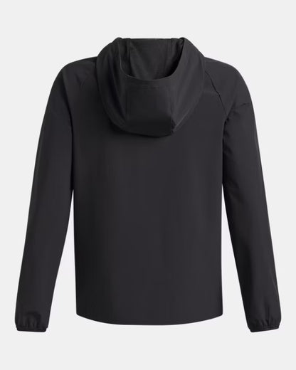 Manteau Coupe-Vent UA Vibe Woven - Under Armour vue arrière portrait avec capuche, tissu léger et extensible dimensions 566x708