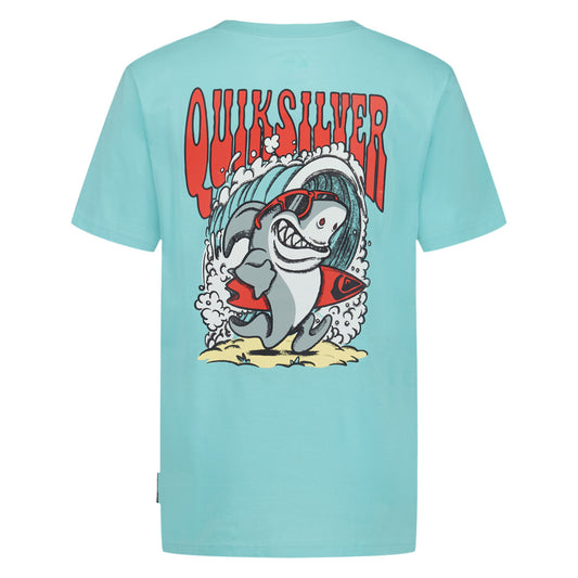 T-Shirt - Quiksilver vue dos avec logo et illustration requin sur fond bleu clair, format carré 1200x1200 pixels.