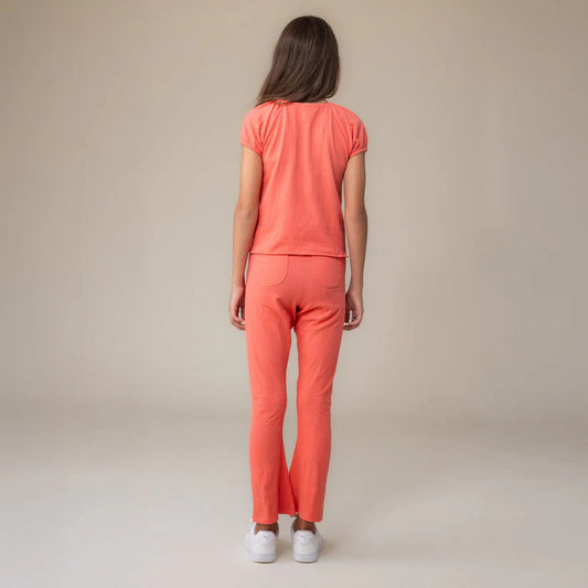 T-Shirt - Nanö vue arrière sur mannequin dans galerie position 2 format carré 823 par 823 pixels