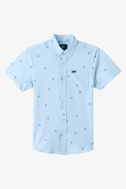 Chemise - O'Neill bleu clair à motifs bleus, manches courtes, col classique, vue de face, style casual homme.