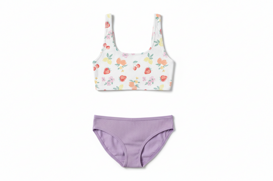 Maillot de bain - Mandarine & Co brassière blanche à motifs fruits multicolores et culotte violette côtelée, vue de face enfant