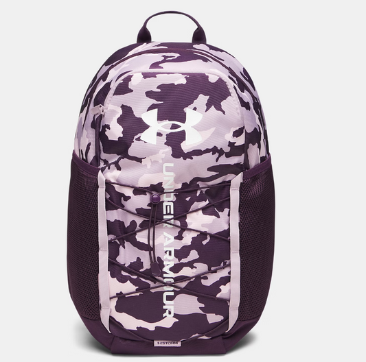 Sac à dos UA Hustle Sport 6.0 - Under Armour avec motif camouflage violet et rose, tissu résistant, vue de face.