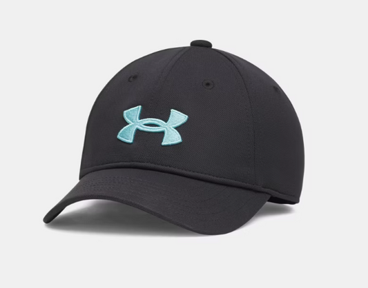 Casquette UA Blitzing - Under Armour noire avec logo bleu clair brodé, style ajustable, vue trois quarts face