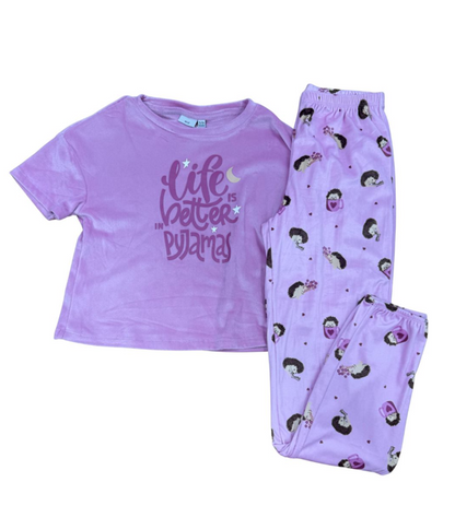 Pyjama - M.I.D violet pour enfant avec tee-shirt à manches courtes et pantalon imprimé de personnages vue de face
