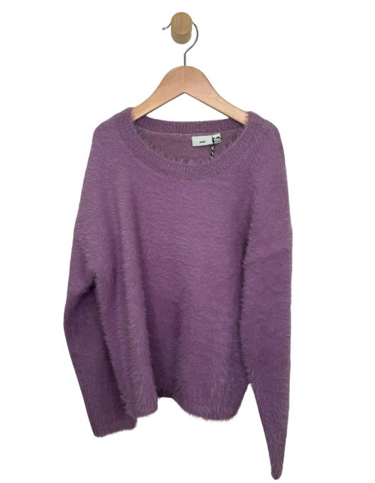 Chandail - M.I.D mauve en maille texturée à manches longues et col rond, vue de face sur cintre