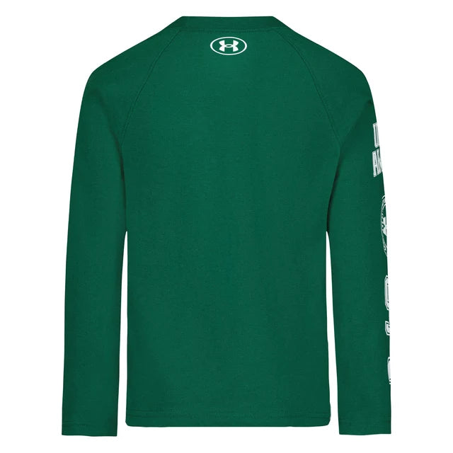 Chandail - Under Armour vert foncé à manches longues en coton, pour enfant, vue de dos avec logo blanc sur la nuque et texte blanc sur la manche droite.