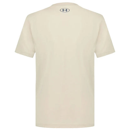 T-Shirt - Under Armour beige clair en coton, coupe droite, vue de dos avec logo imprimé en haut.