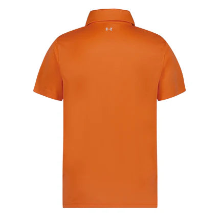 Polo - Under Armour orange en tissu technique, manches courtes, vue de dos, pour homme adulte, style sport classique.