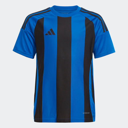 T-Shirt - Adidas bleu et noir à larges rayures verticales, tissu polyester recyclé, pour garçon, vue de face.