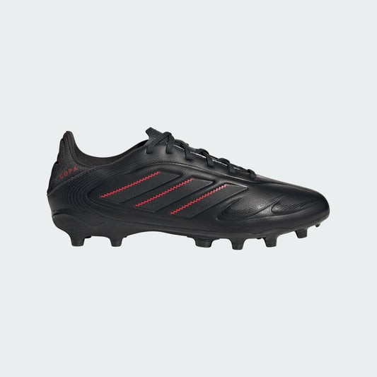 Chaussures de soccer - COPA PURE III LEAGUE Adidas noires avec détails rouges, cuir synthétique, vue de profil droit pour adulte.