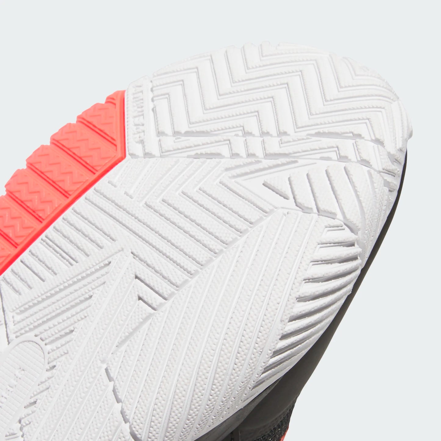 Espadrilles Ownthegame 3.0K - Adidas semelle blanche avec détails rouges, pour garçon, vue de dessous détail adhérence.