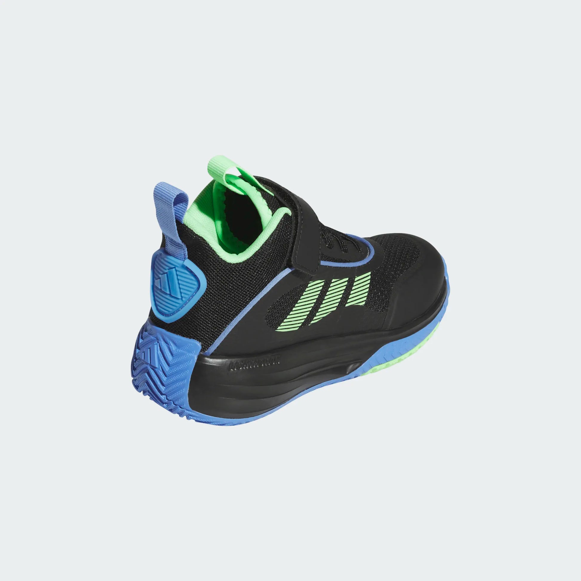Espadrilles Ownthegame 3.0 - Adidas noires avec détails verts et bleus, tige mesh, style basketball, pour garçon, vue arrière profil droit.