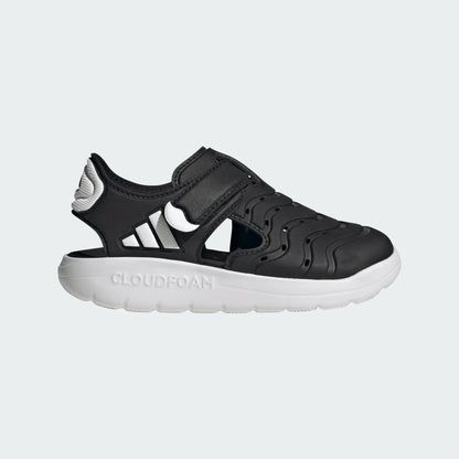 Sandales - Adidas noires et blanches en matière synthétique, style sport pour enfant, vue de profil droit.