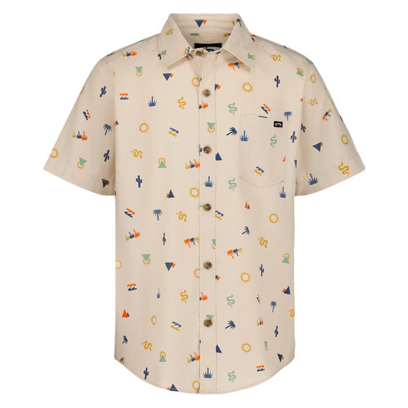 Chemise - Billabong beige à manches courtes en jersey coton avec motifs cactus, soleil et palmiers, vue de face et dos paysage.