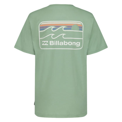 T-Shirt - Billabong vert sauge en coton jersey avec logo vague et coucher de soleil, vue de face et de dos.