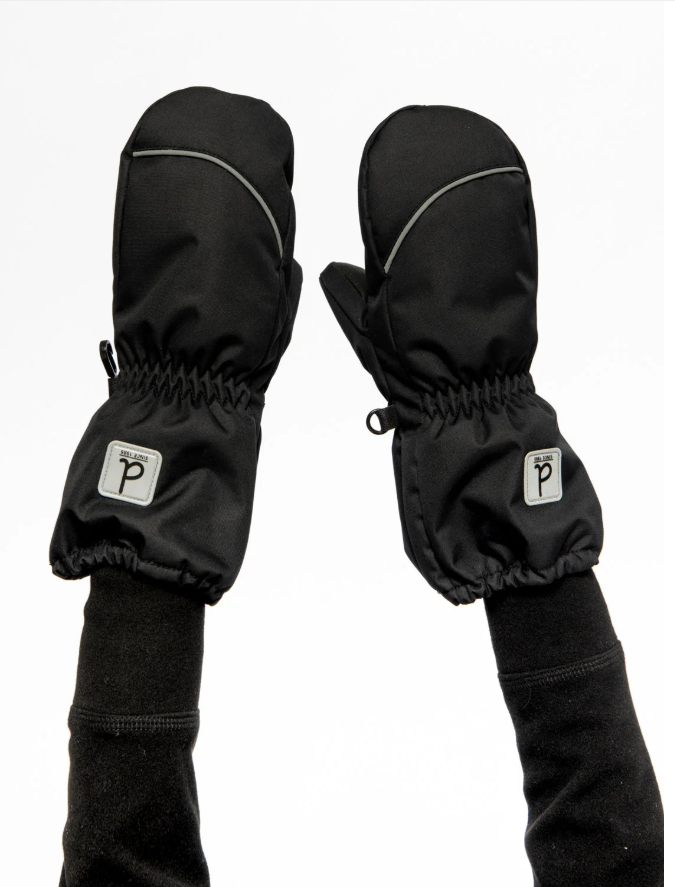 Mitaines d'hiver Play - Deux Par Deux noires avec éléments réfléchissants, style mi-long, tissu isolant, pour enfant, vue portée de face.