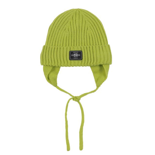 Tuque d'hiver - Nanö en tricot vert clair avec oreilles et liens, style enfant, vue de face sur fond blanc.