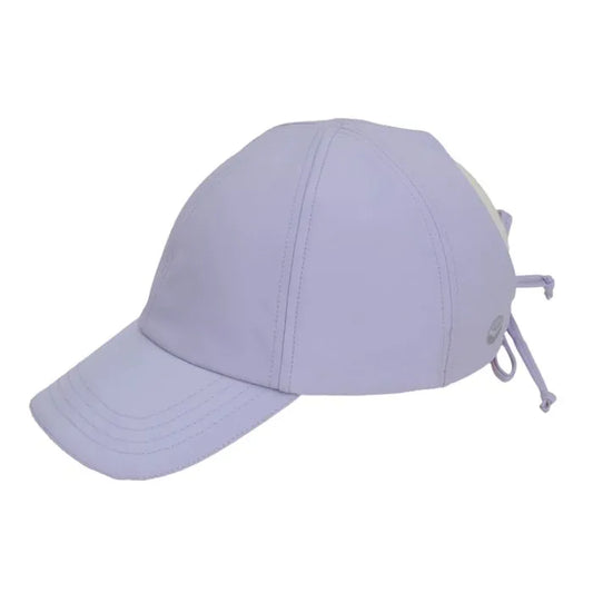Casquette Grandit avec moi - Calikids lilas et blanche en nylon spandex, grande ouverture pour queue de cheval, vue de profil droit pour fille