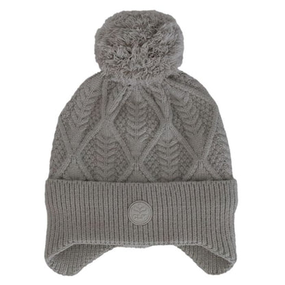 Tuque d'hiver - Calikids grise à pompon, maille torsadée, doublée en polar, pour enfant, vue de face.
