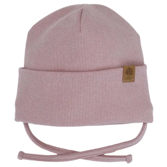 Tuque Mi-Saison - Calikids rose clair en tricot double épaisseur avec cordon menton, pour enfant, vue de face.