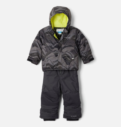 Habit de neige - Columbia pour enfant garçon, veste camouflage gris et noir avec intérieur jaune, pantalon noir, vue de face.
