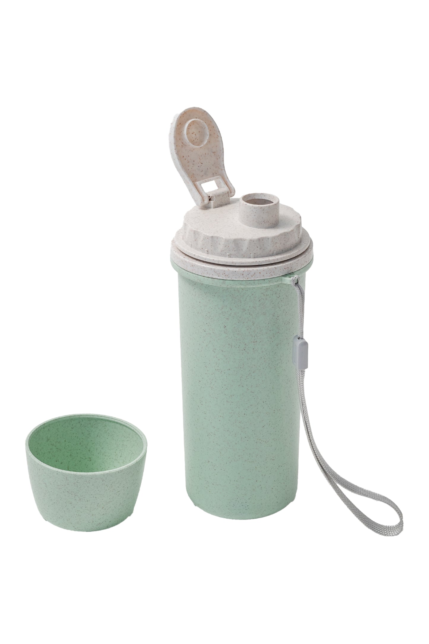 Bouteille D'eau - Day In Day Out verte clair en blé avec bouchon beige, poignée cordon, vue de face ouvert avec gobelet séparé