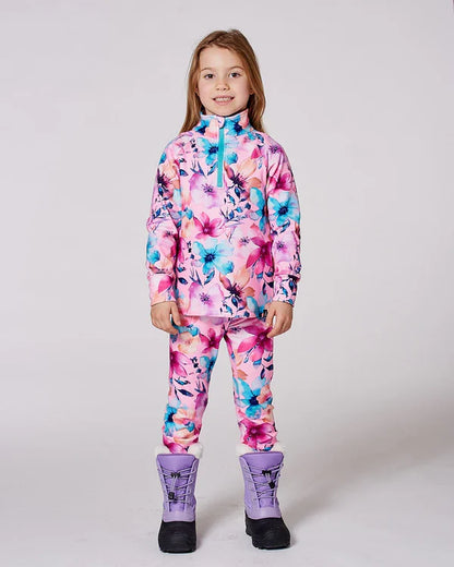 Ensemble de sous-vêtements thermiques deux pièces - Deux Par Deux à fleurs roses et bleues, jersey brossé, pour fille, vue de face porté.