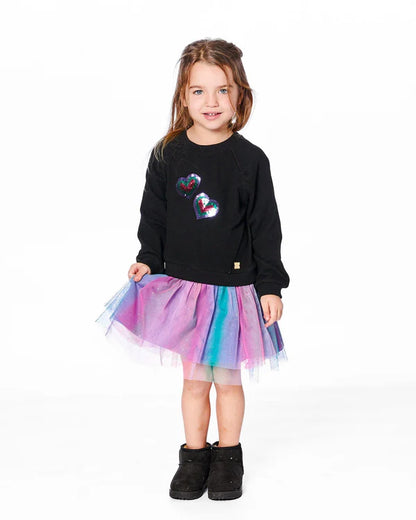 Robe - Deux Par Deux noire avec jupe multicolore en tulle, détails cœurs pailletés, pour fille, vue de face portée.