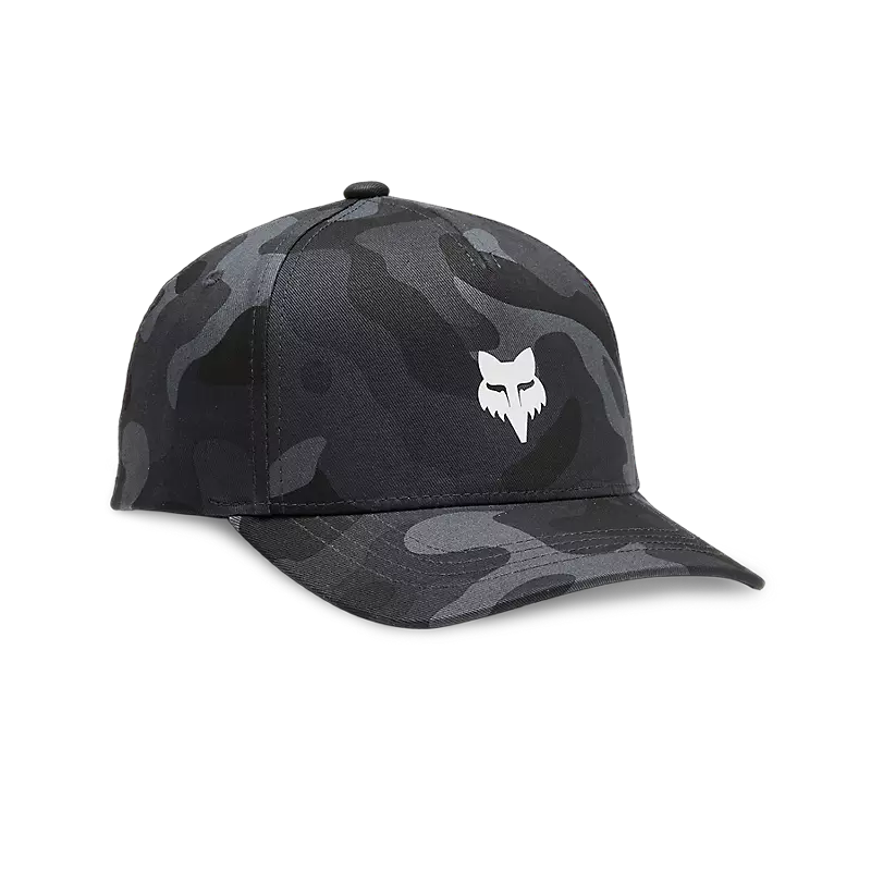 Casquette - Fox camouflage gris et noir avec logo blanc devant, fermeture réglable, pour garçon 6-14 ans, vue de profil gauche.