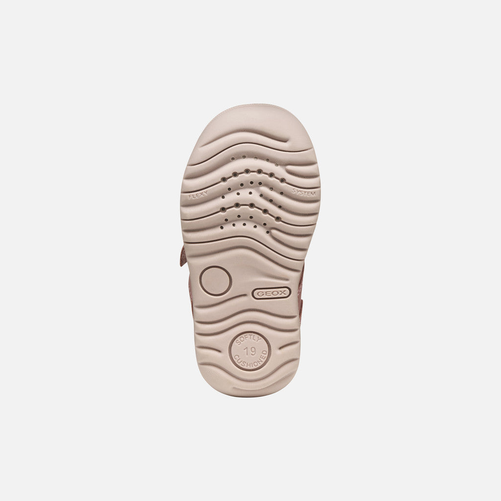 Semelle beige clair anti-dérapante Chaussures Macchia - Geox pour enfant, vue de dessous avec perforations de respirabilité.