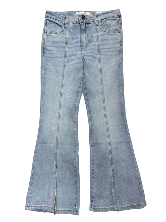 Jeans - Guess en denim bleu clair taille ajustable à l'intérieur, coupe flare, pour fille, vue de face.