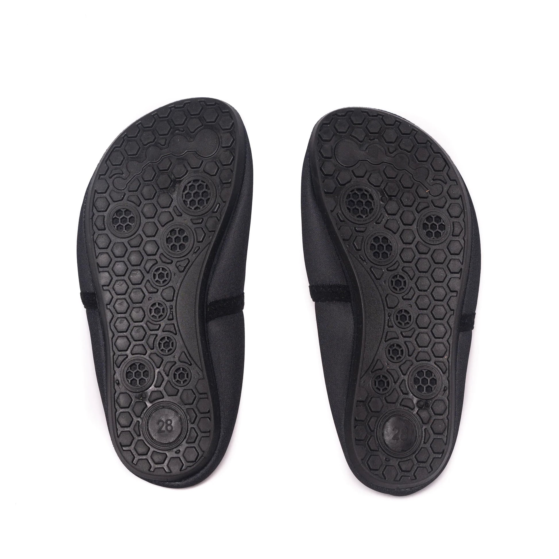 Souliers d'eau - Hopalo noirs avec semelles antidérapantes, vue de dessous, pour enfant taille 28.