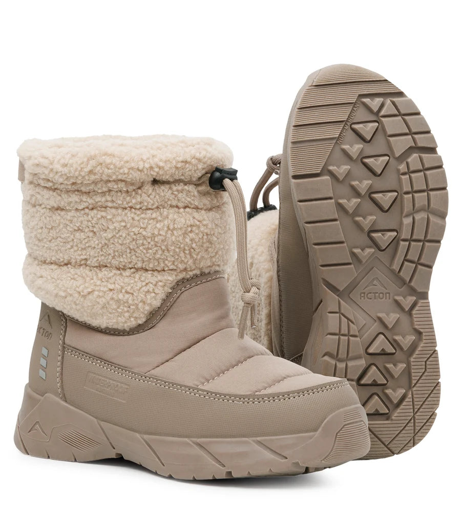 Bottes 3 Saisons Trailpuffs - Acton beiges en textile avec col doublé en molleton et semelles crantées, vue de trois quarts