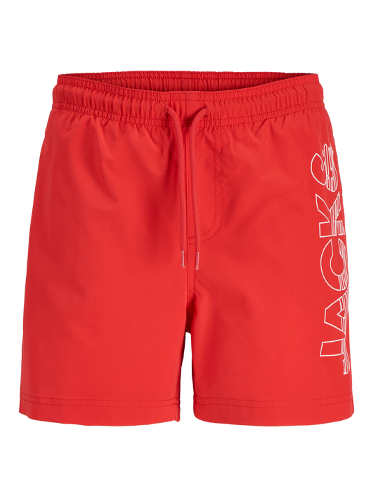 Maillot de bain - Jack & Jones short rouge à taille élastique avec cordon de serrage et logo blanc, vue de face.