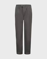 Pantalon - Billabong gris foncé en tissu léger, coupe droite, taille élastique avec cordon, vue de face, modèle pour adulte homme.