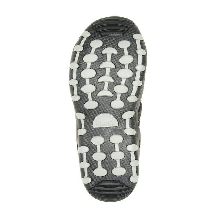 Sandales - Crab Kamik vue de dessous noire avec semelle antidérapante blanche pour enfant garçon ou fille