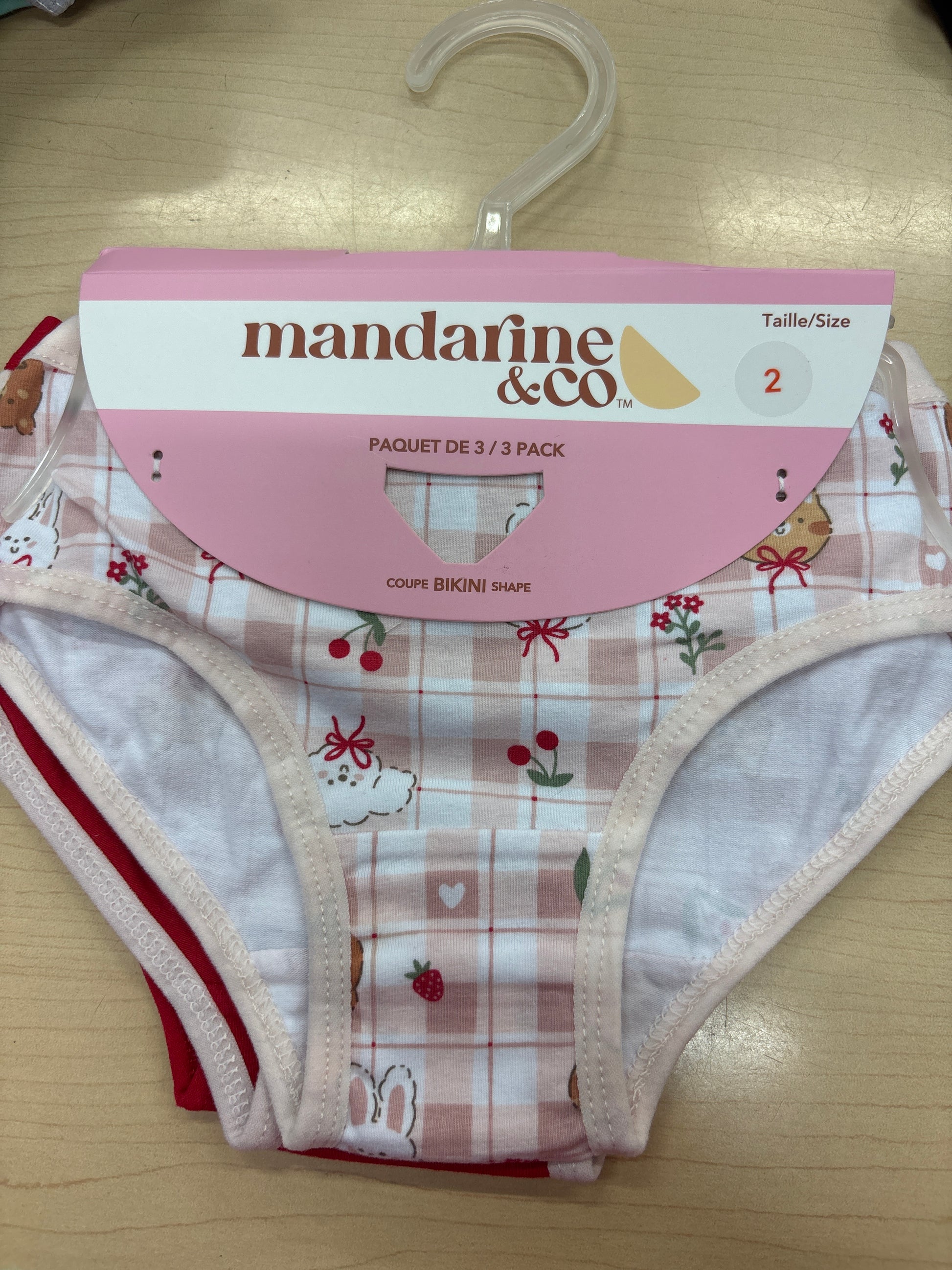 Paquet de 3 culottes - Mandarine & Co en coton blanc et rose à motifs animaux et cerises, taille 2, pour fille, vue de face.