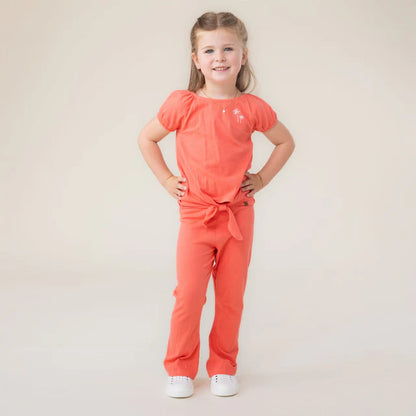 T-Shirt - Nanö corail en coton, manches courtes bouffantes, pour enfant fille, vue de face porté sur mannequin.