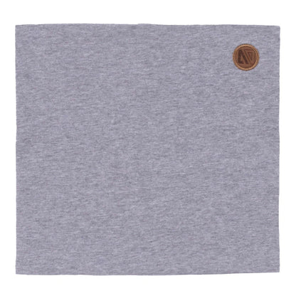 Cache-Cou Mi-Saison - Nanö gris chiné en coton et élasthanne, accessoire pour enfant, vue face avec logo cuir marron.